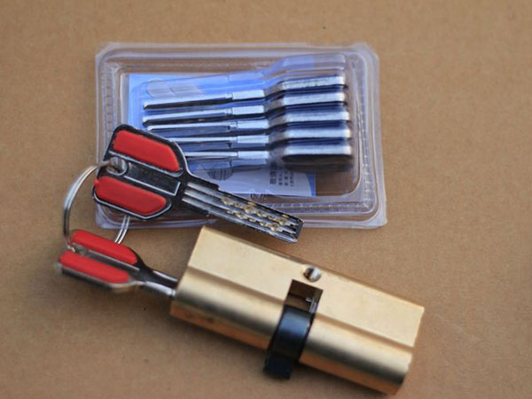 六盘水24小时上门开锁公司